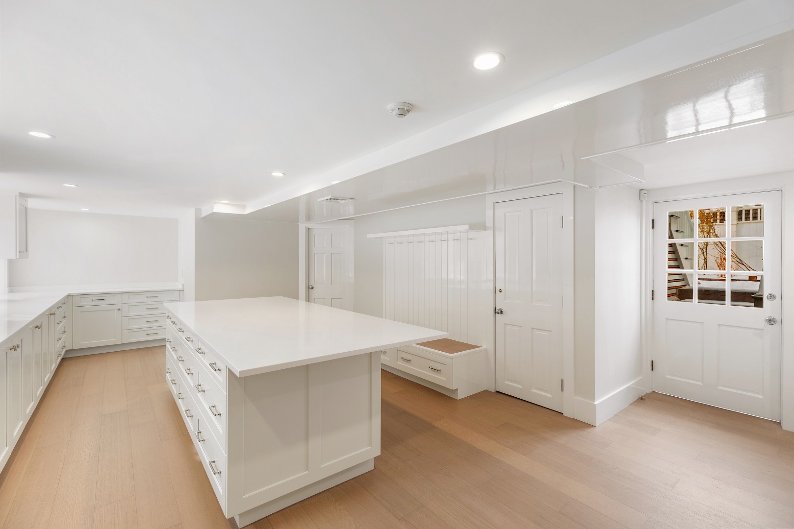 Nantucket, Massachusetts 02554, United States, 6 Bedrooms Bedrooms, ,7 BathroomsBathrooms,Residential,Active,4288