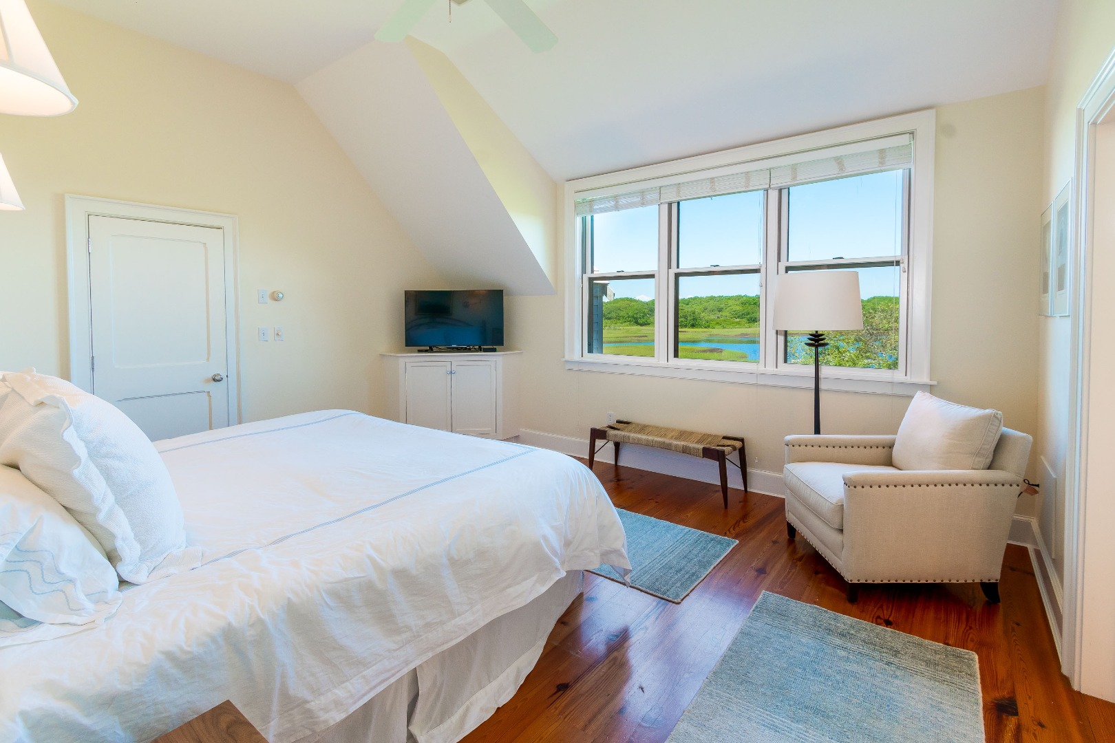 Nantucket, Massachusetts 02554, United States, 4 Bedrooms Bedrooms, ,5 BathroomsBathrooms,Residential,Active,180406