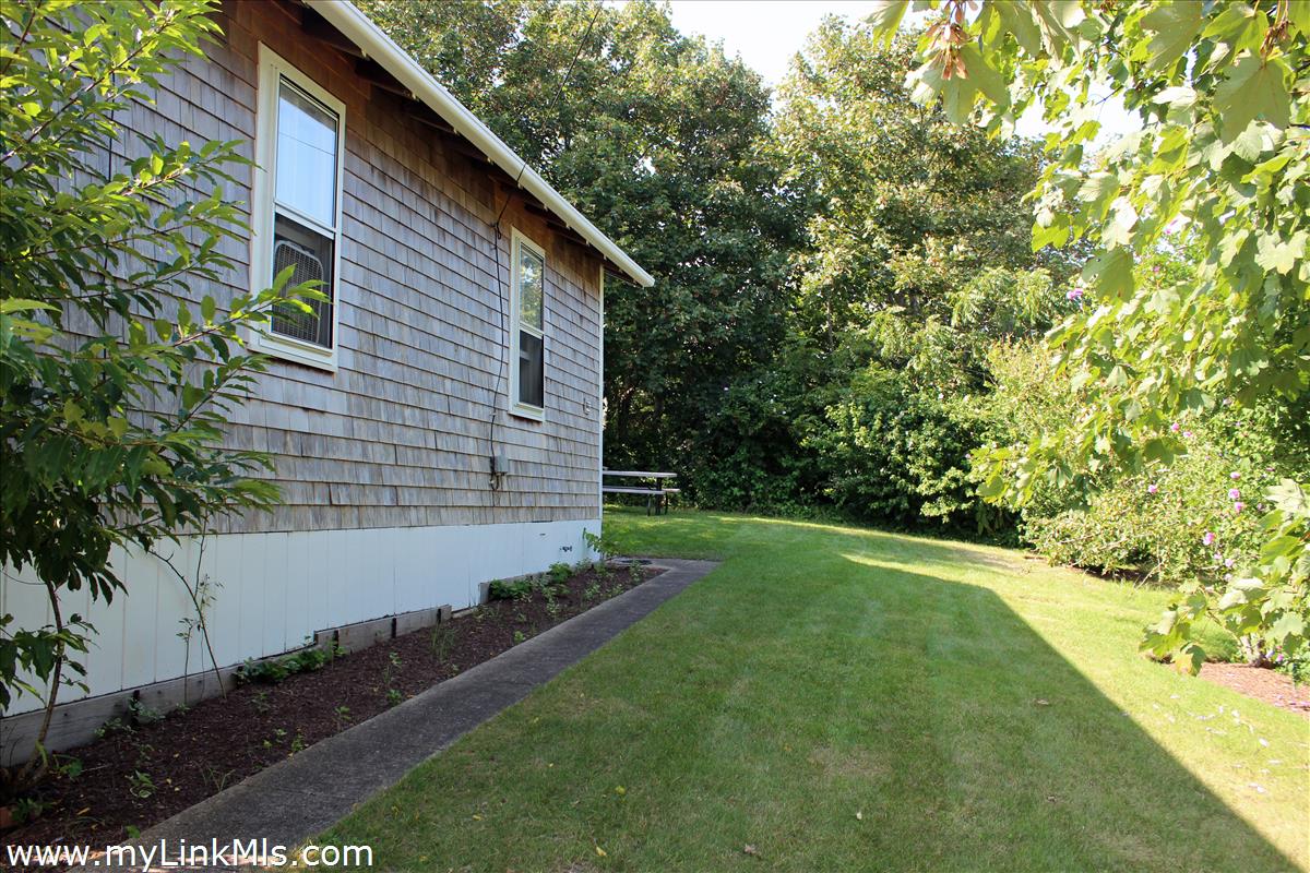 Nantucket, Massachusetts 02554, United States, 2 Bedrooms Bedrooms, ,1 BathroomBathrooms,Residential,Active,128300