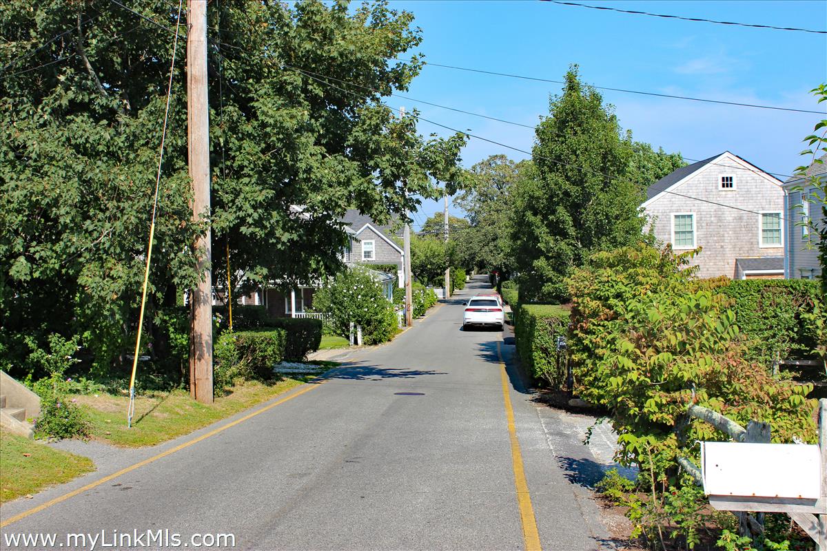 Nantucket, Massachusetts 02554, United States, 2 Bedrooms Bedrooms, ,1 BathroomBathrooms,Residential,Active,128300