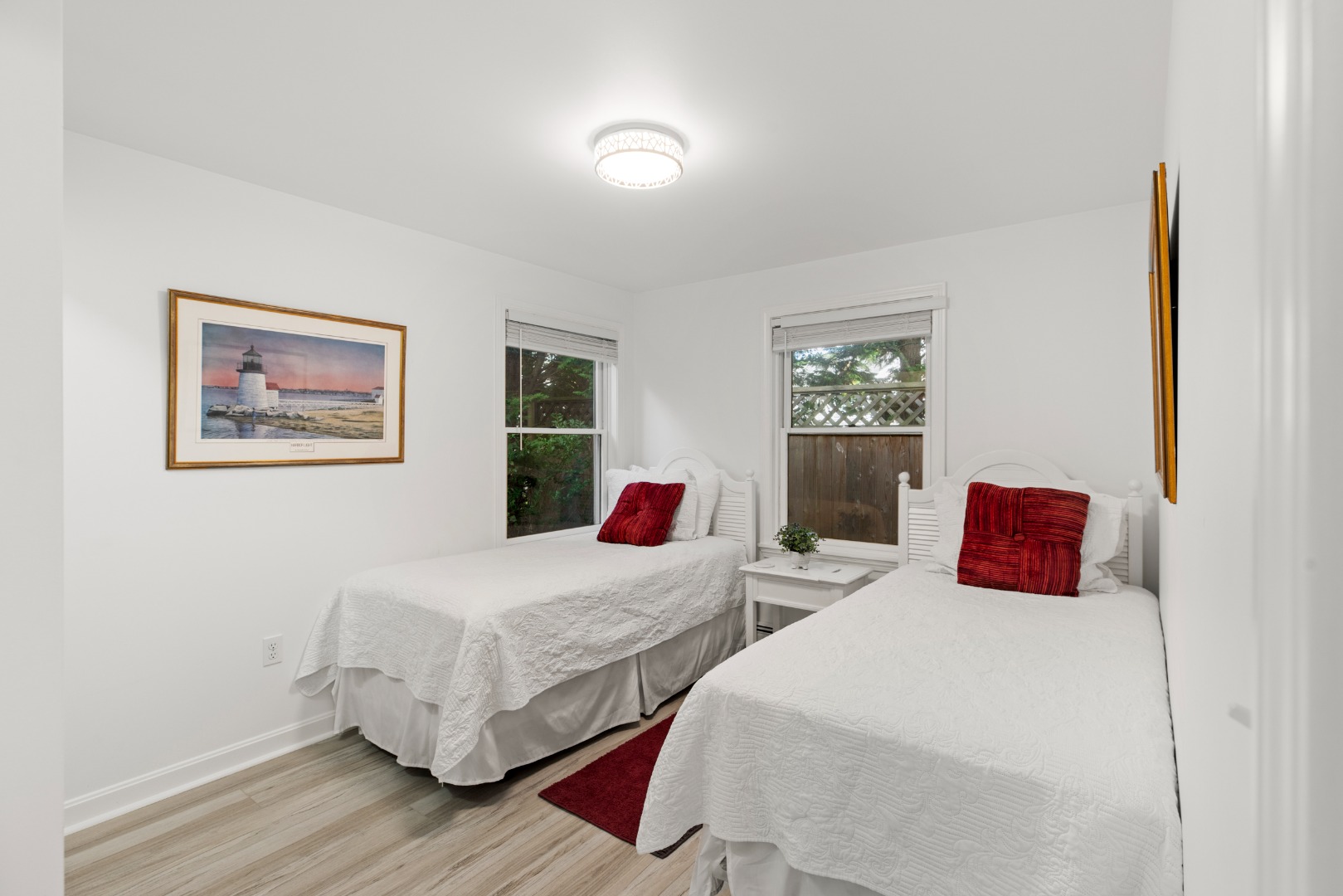 Nantucket, Massachusetts 02554, United States, 2 Bedrooms Bedrooms, ,1 BathroomBathrooms,Residential,Pending,40665