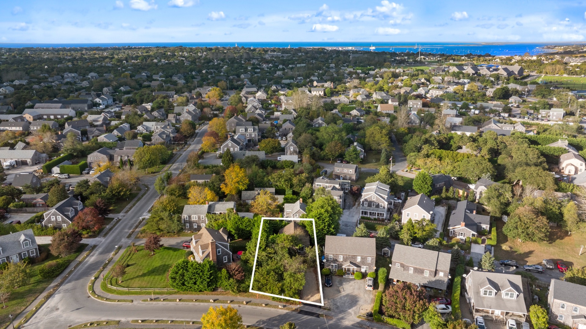 Nantucket, Massachusetts 02554, United States, 2 Bedrooms Bedrooms, ,1 BathroomBathrooms,Residential,Pending,40665