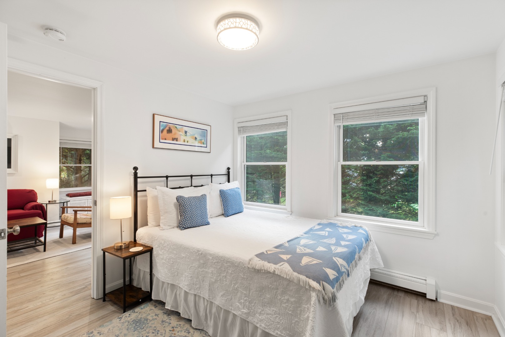 Nantucket, Massachusetts 02554, United States, 2 Bedrooms Bedrooms, ,1 BathroomBathrooms,Residential,Pending,40665