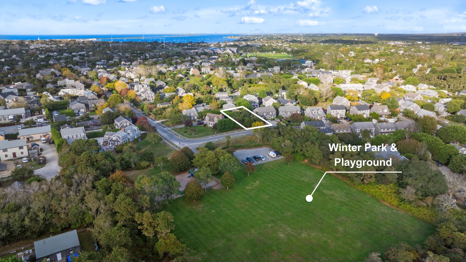 Nantucket, Massachusetts 02554, United States, 2 Bedrooms Bedrooms, ,1 BathroomBathrooms,Residential,Pending,40665