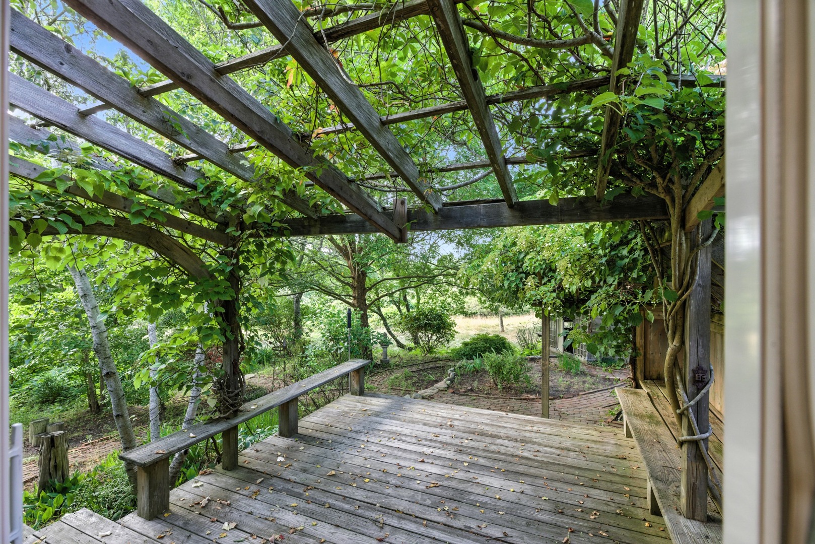 Nantucket, Massachusetts 02554, United States, 3 Bedrooms Bedrooms, ,4 BathroomsBathrooms,Residential,Active,173653