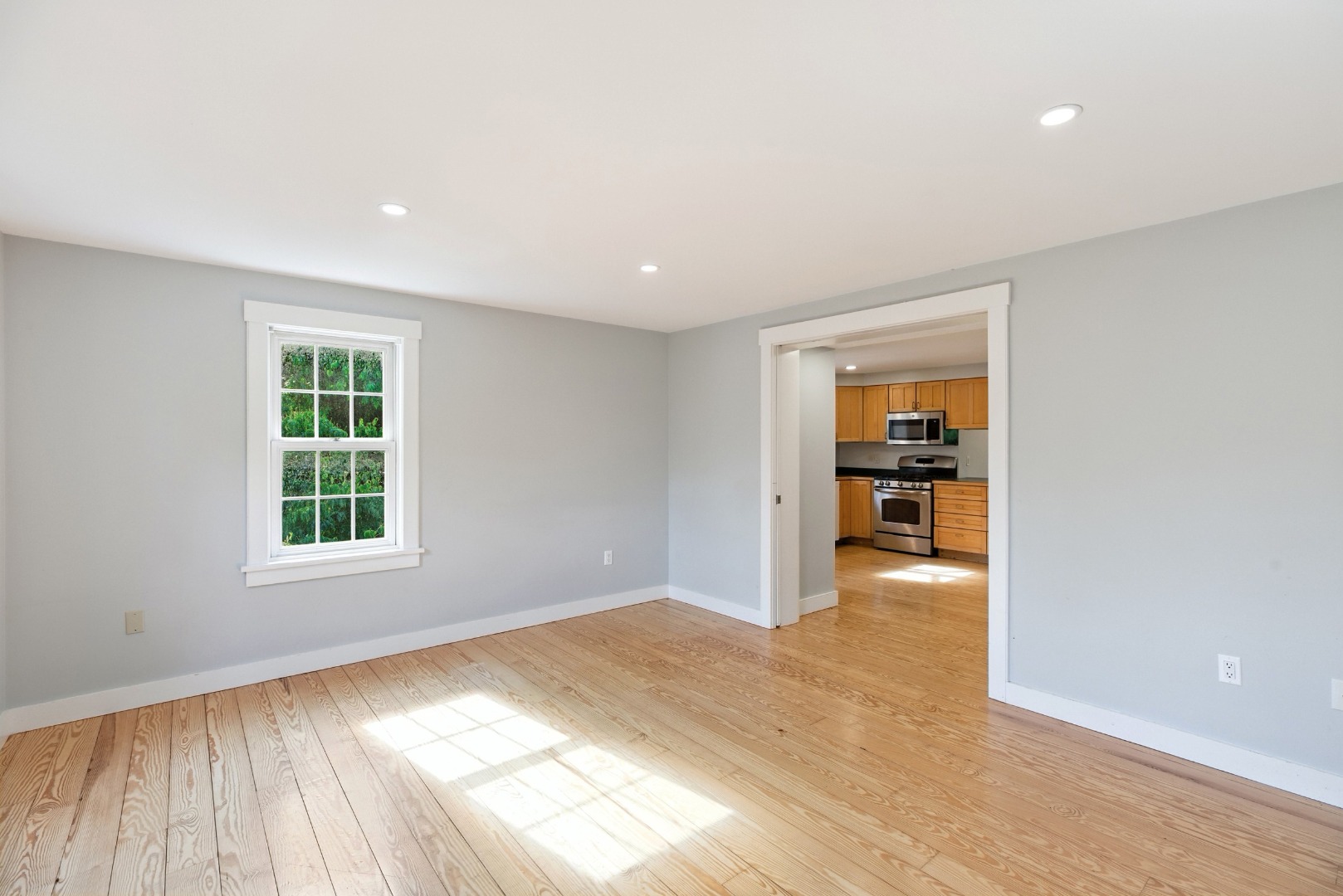 Nantucket, Massachusetts 02554, United States, 3 Bedrooms Bedrooms, ,4 BathroomsBathrooms,Residential,Active,173653