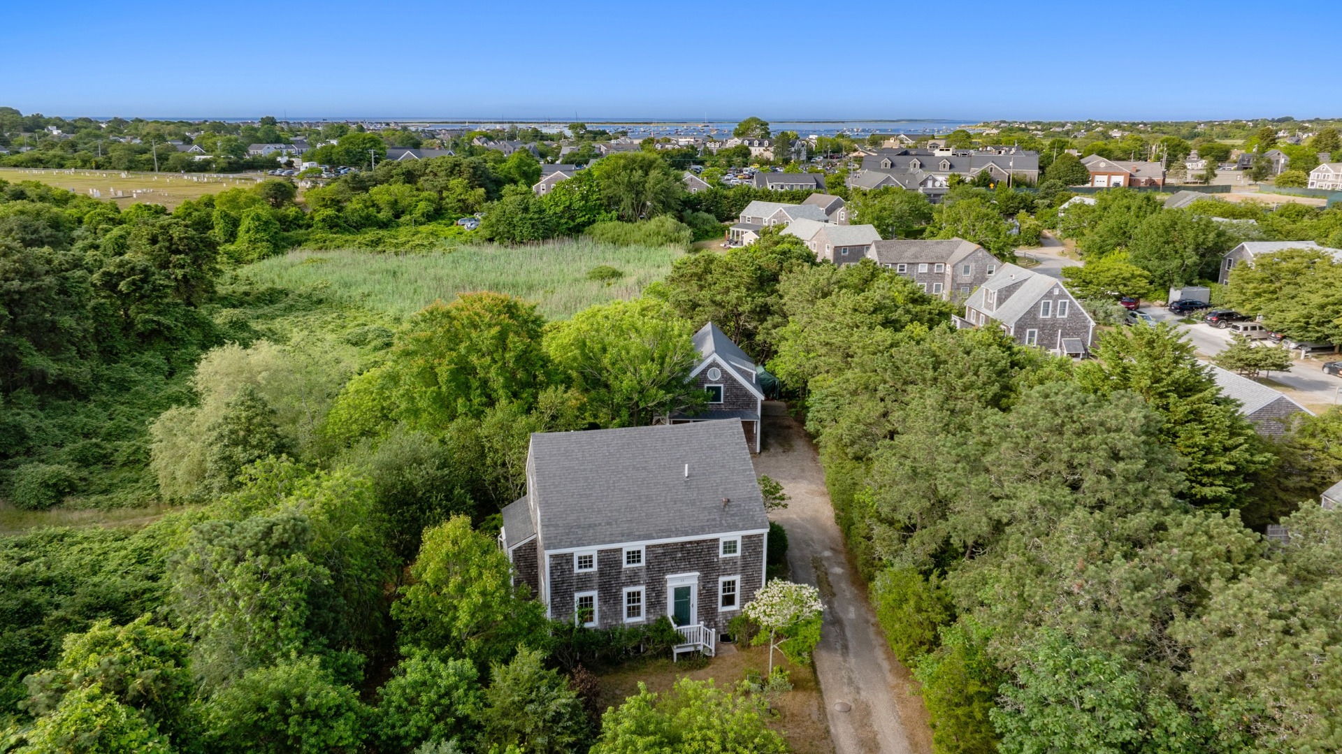 Nantucket, Massachusetts 02554, United States, 3 Bedrooms Bedrooms, ,4 BathroomsBathrooms,Residential,Active,173653