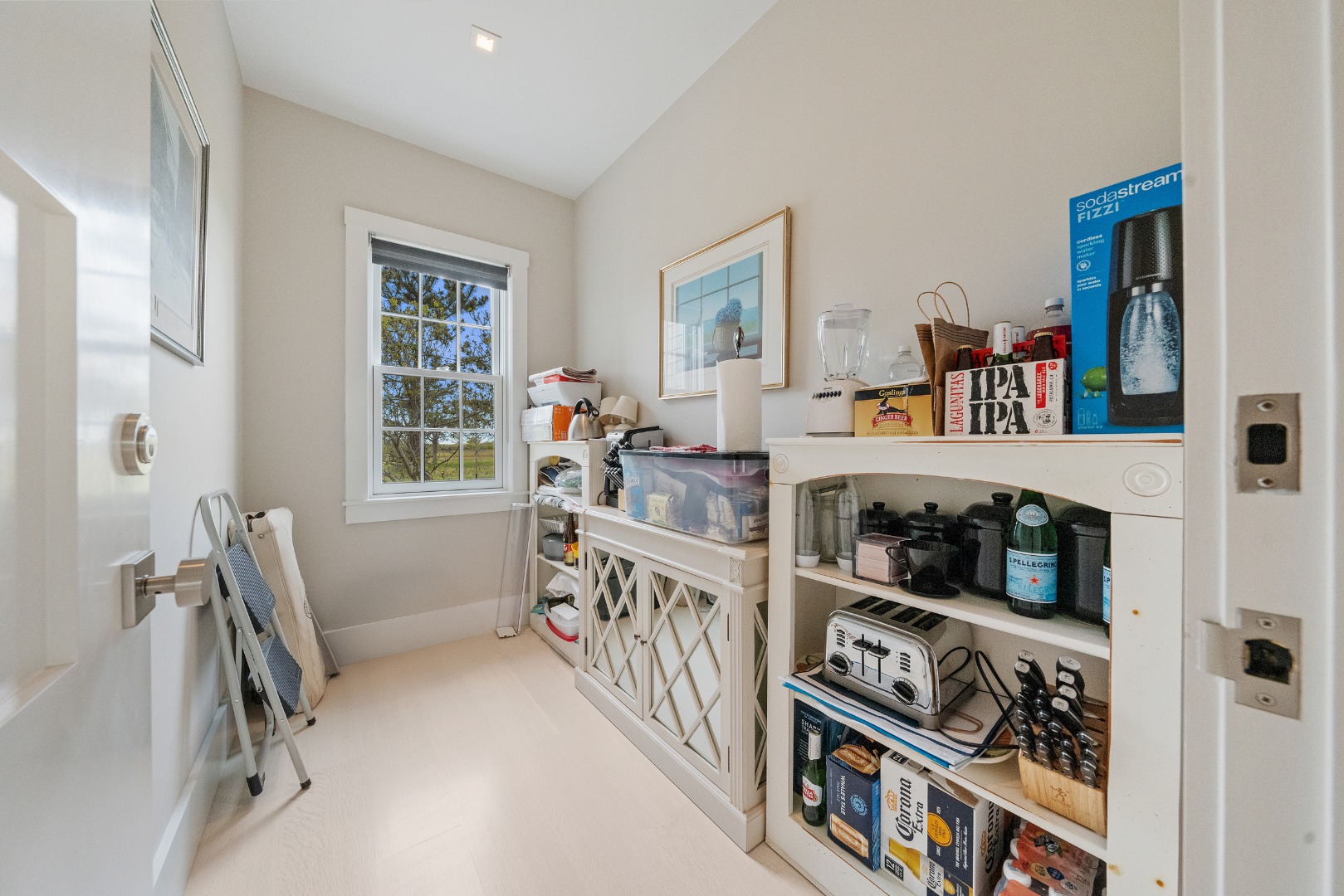 Nantucket, Massachusetts 02564, United States, 3 Bedrooms Bedrooms, ,4 BathroomsBathrooms,Residential,Active,139633