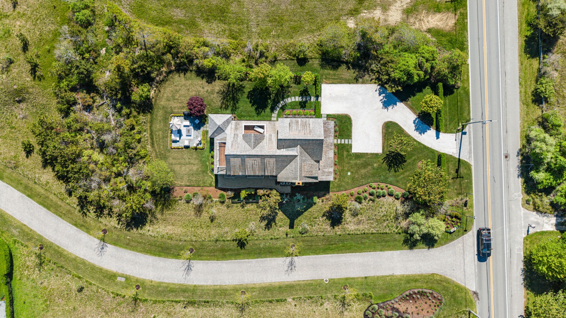 Nantucket, Massachusetts 02564, United States, 3 Bedrooms Bedrooms, ,4 BathroomsBathrooms,Residential,Active,139633