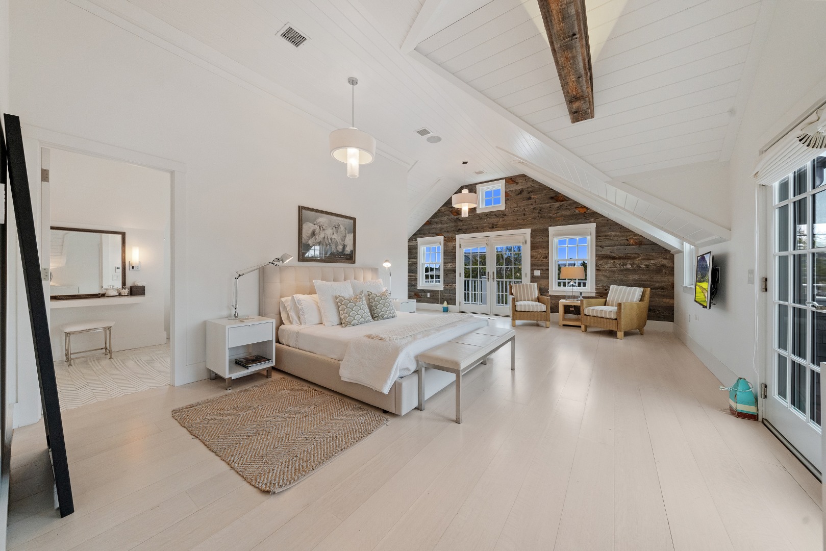 Nantucket, Massachusetts 02564, United States, 3 Bedrooms Bedrooms, ,4 BathroomsBathrooms,Residential,Active,139633