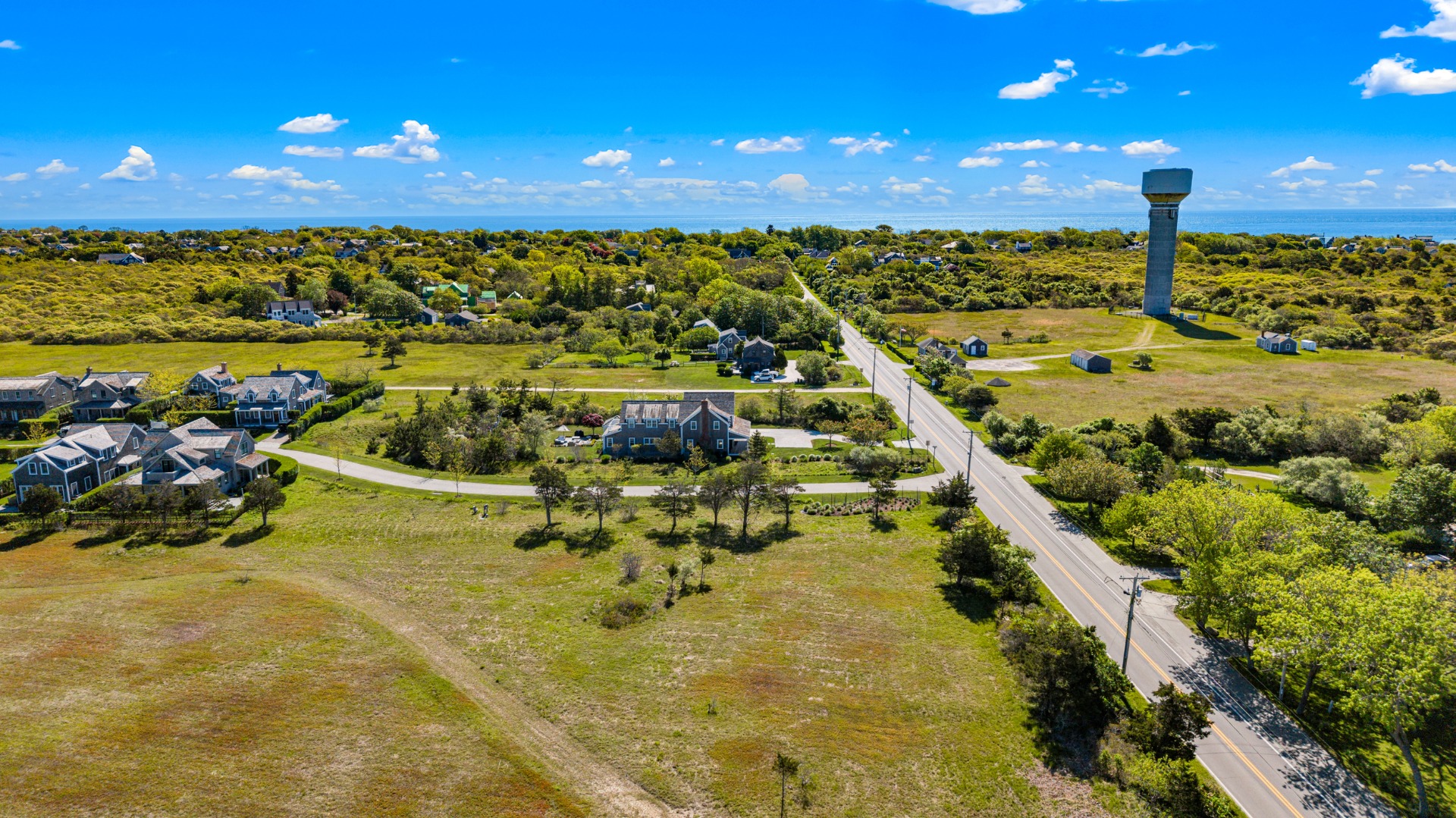 Nantucket, Massachusetts 02564, United States, 3 Bedrooms Bedrooms, ,4 BathroomsBathrooms,Residential,Active,139633