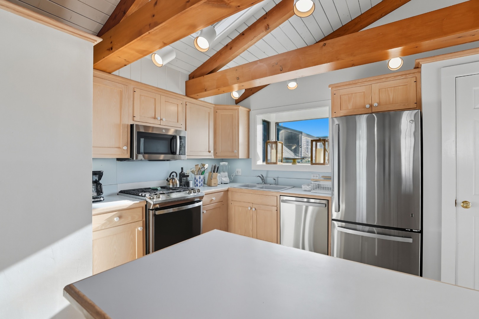 Nantucket, Massachusetts 02554, United States, 4 Bedrooms Bedrooms, ,3 BathroomsBathrooms,Residential,Active,223300