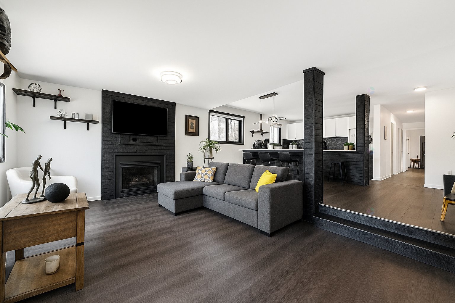 Saint-Lambert, QC J4S 1Y6, Canada, 2 Bedrooms Bedrooms, ,1 BathroomBathrooms,Residential,Active,199770