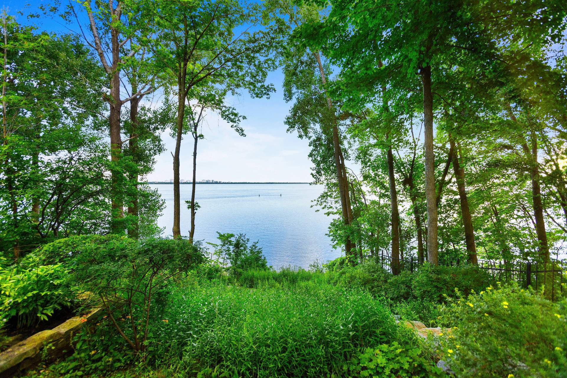 Montréal (Verdun/Île-Des-Soeurs), QC H3E 1X1, Canada, 4 Bedrooms Bedrooms, ,4 BathroomsBathrooms,Residential,Active,206310