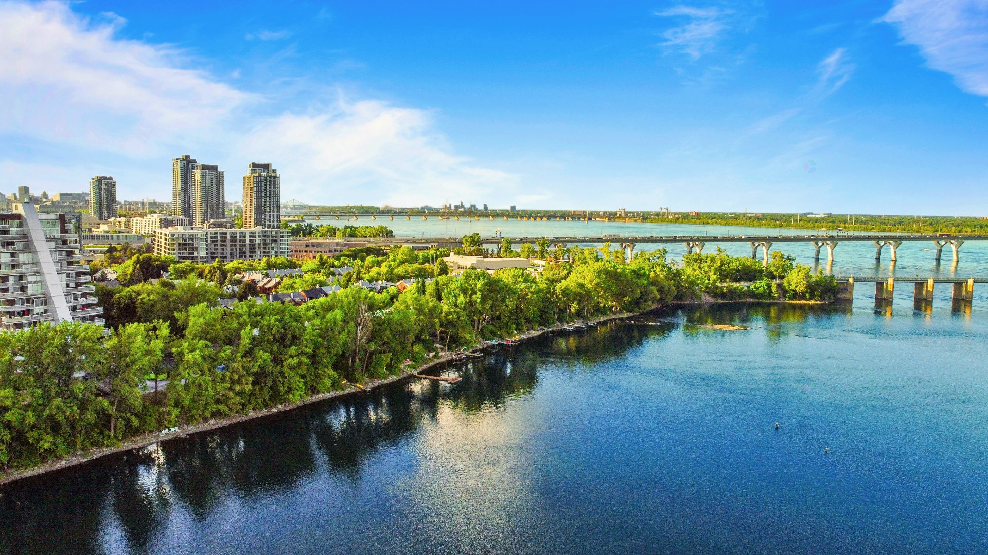 Montréal (Verdun/Île-Des-Soeurs), QC H3E 1X1, Canada, 4 Bedrooms Bedrooms, ,4 BathroomsBathrooms,Residential,Active,206310