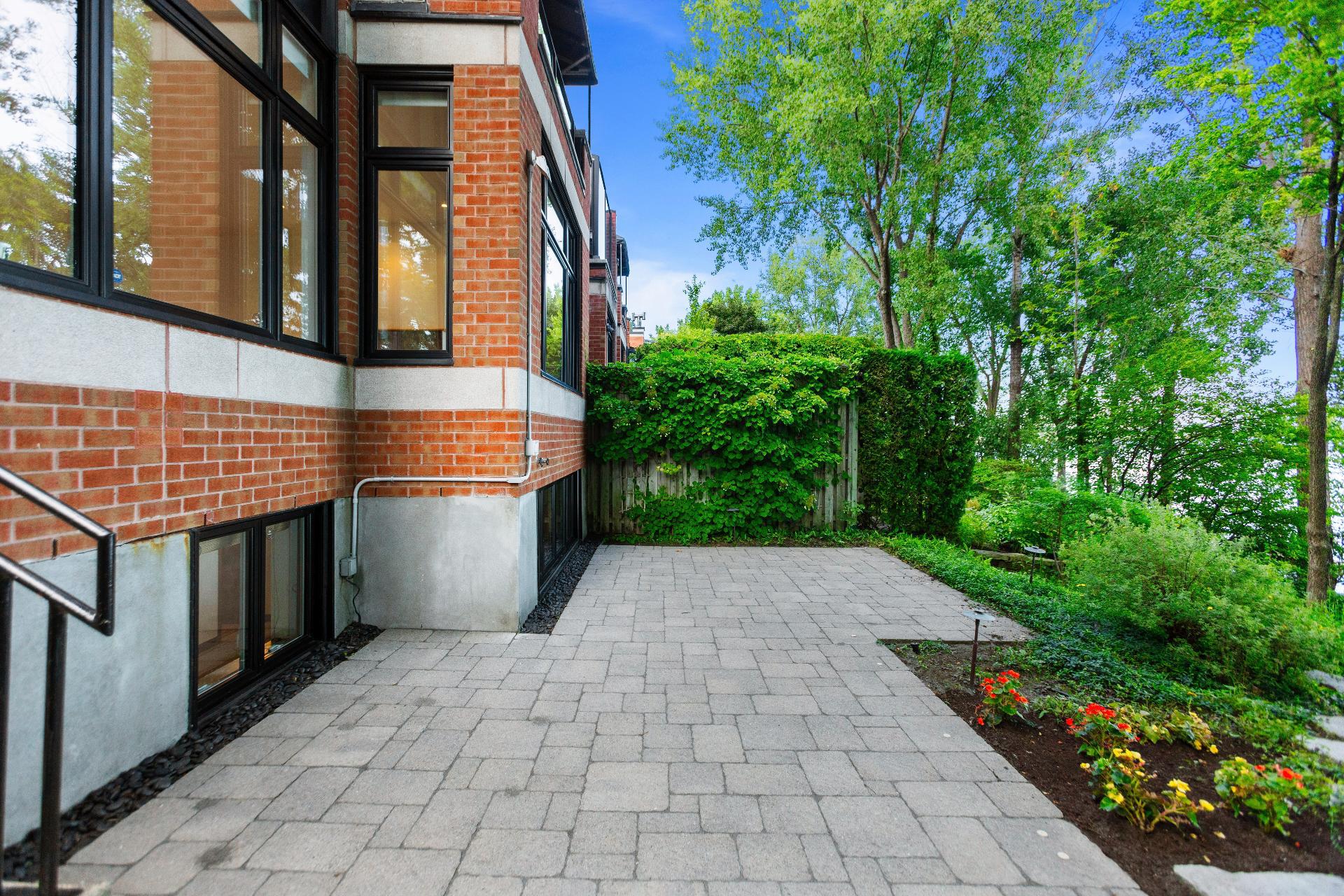 Montréal (Verdun/Île-Des-Soeurs), QC H3E 1X1, Canada, 4 Bedrooms Bedrooms, ,4 BathroomsBathrooms,Residential,Active,206310