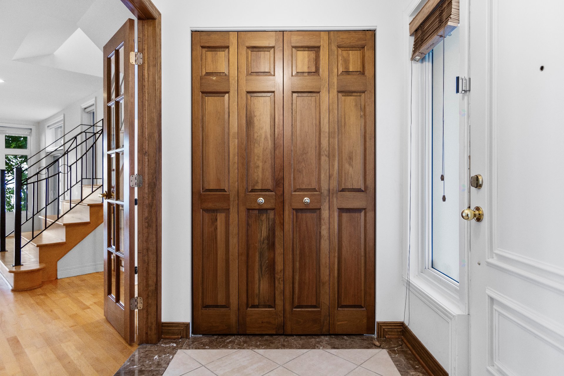 Montréal (Verdun/Île-Des-Soeurs), QC H3E 1X1, Canada, 4 Bedrooms Bedrooms, ,4 BathroomsBathrooms,Residential,Active,206310