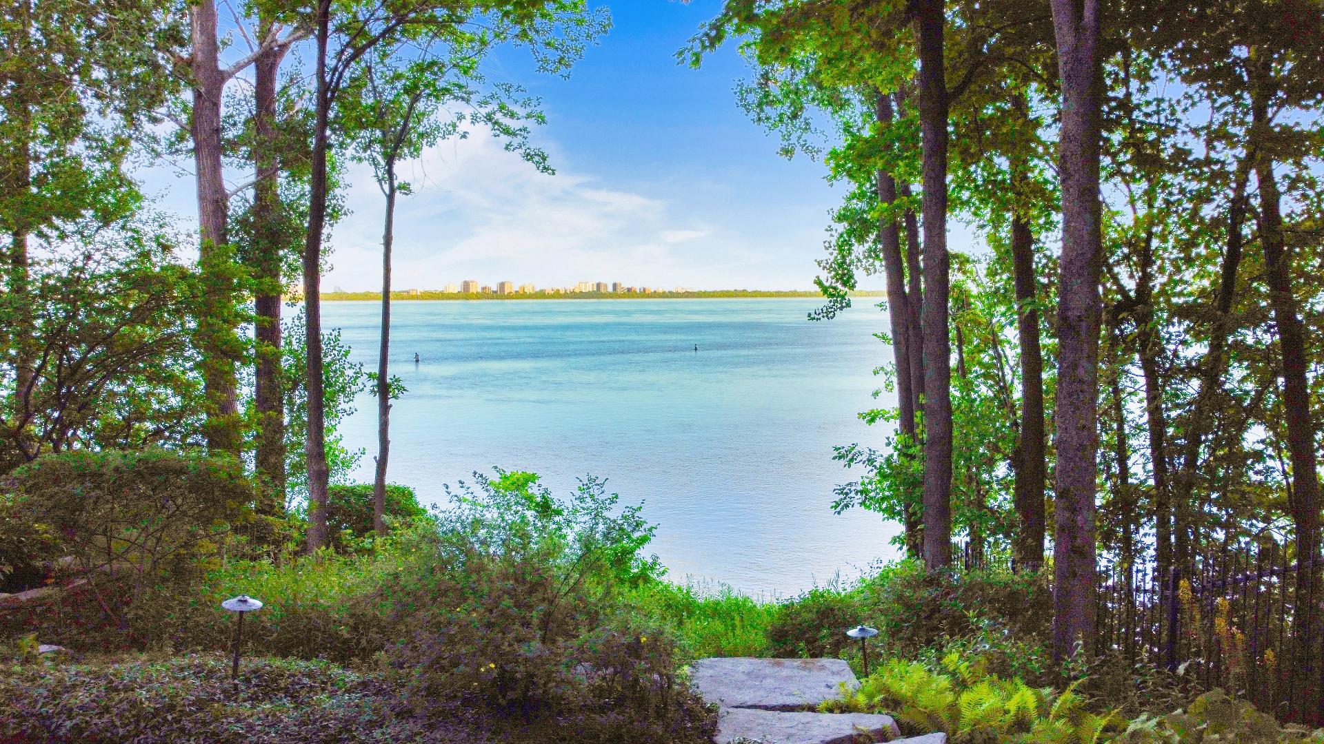 Montréal (Verdun/Île-Des-Soeurs), QC H3E 1X1, Canada, 4 Bedrooms Bedrooms, ,4 BathroomsBathrooms,Residential,Active,206310