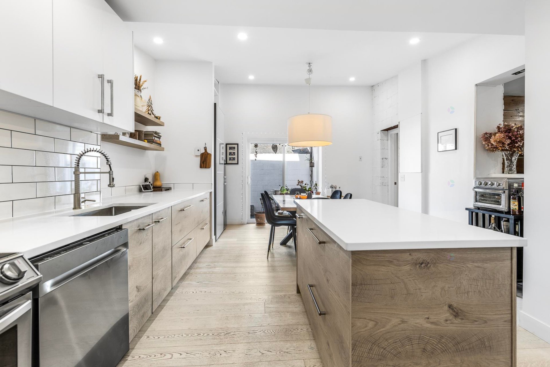 Montréal (Lachine), QC H8S 3C1, Canada, 4 Bedrooms Bedrooms, ,2 BathroomsBathrooms,Residential,Active,242257