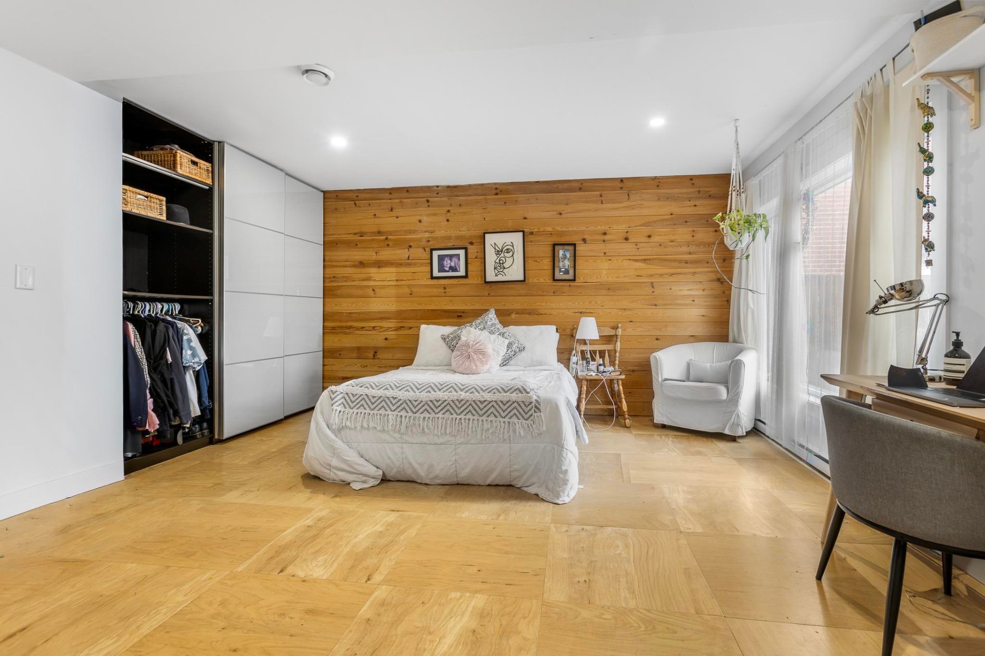 Montréal (Lachine), QC H8S 3C1, Canada, 4 Bedrooms Bedrooms, ,2 BathroomsBathrooms,Residential,Active,242257