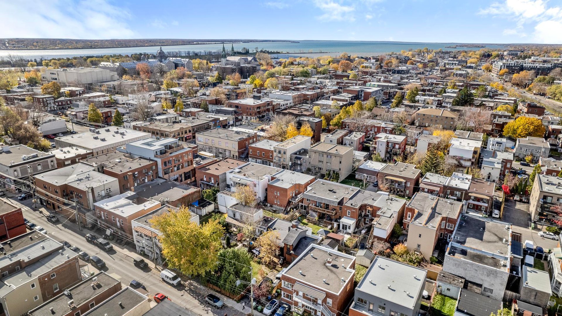 Montréal (Lachine), QC H8S 3C1, Canada, 4 Bedrooms Bedrooms, ,2 BathroomsBathrooms,Residential,Active,242257