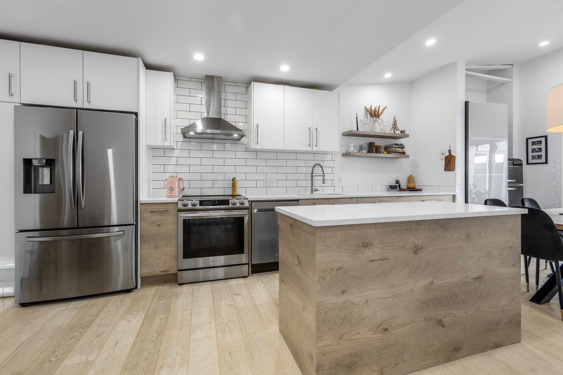 Montréal (Lachine), QC H8S 3C1, Canada, 4 Bedrooms Bedrooms, ,2 BathroomsBathrooms,Residential,Active,242257