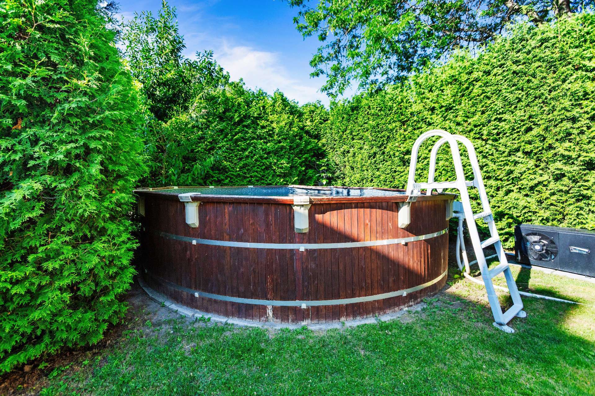 Châteauguay, QC J6J 4J8, Canada, 3 Bedrooms Bedrooms, ,4 BathroomsBathrooms,Residential,Active,201440