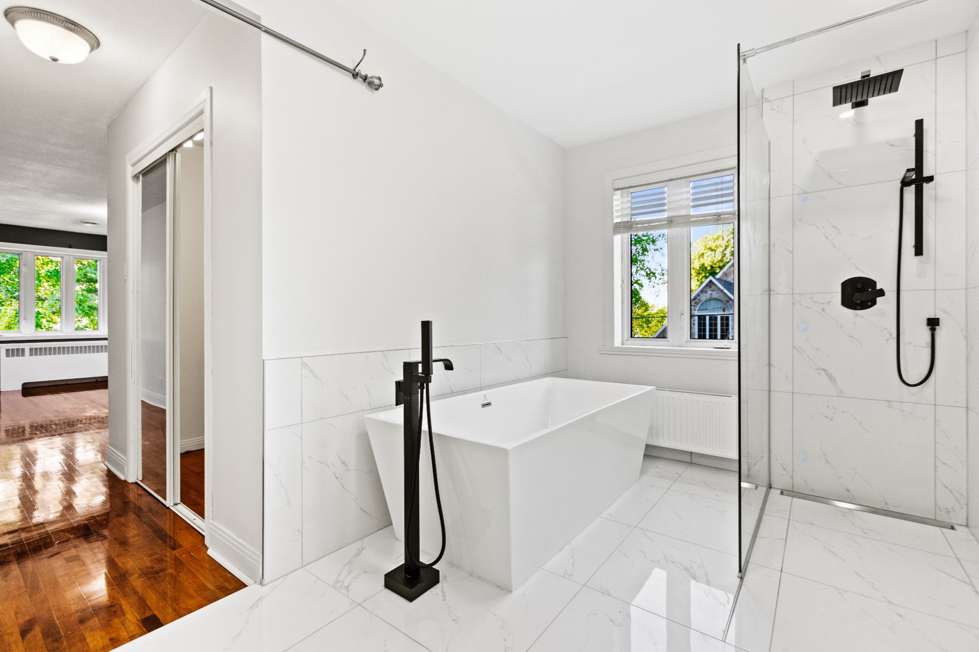 Châteauguay, QC J6J 4J8, Canada, 3 Bedrooms Bedrooms, ,4 BathroomsBathrooms,Residential,Active,201440