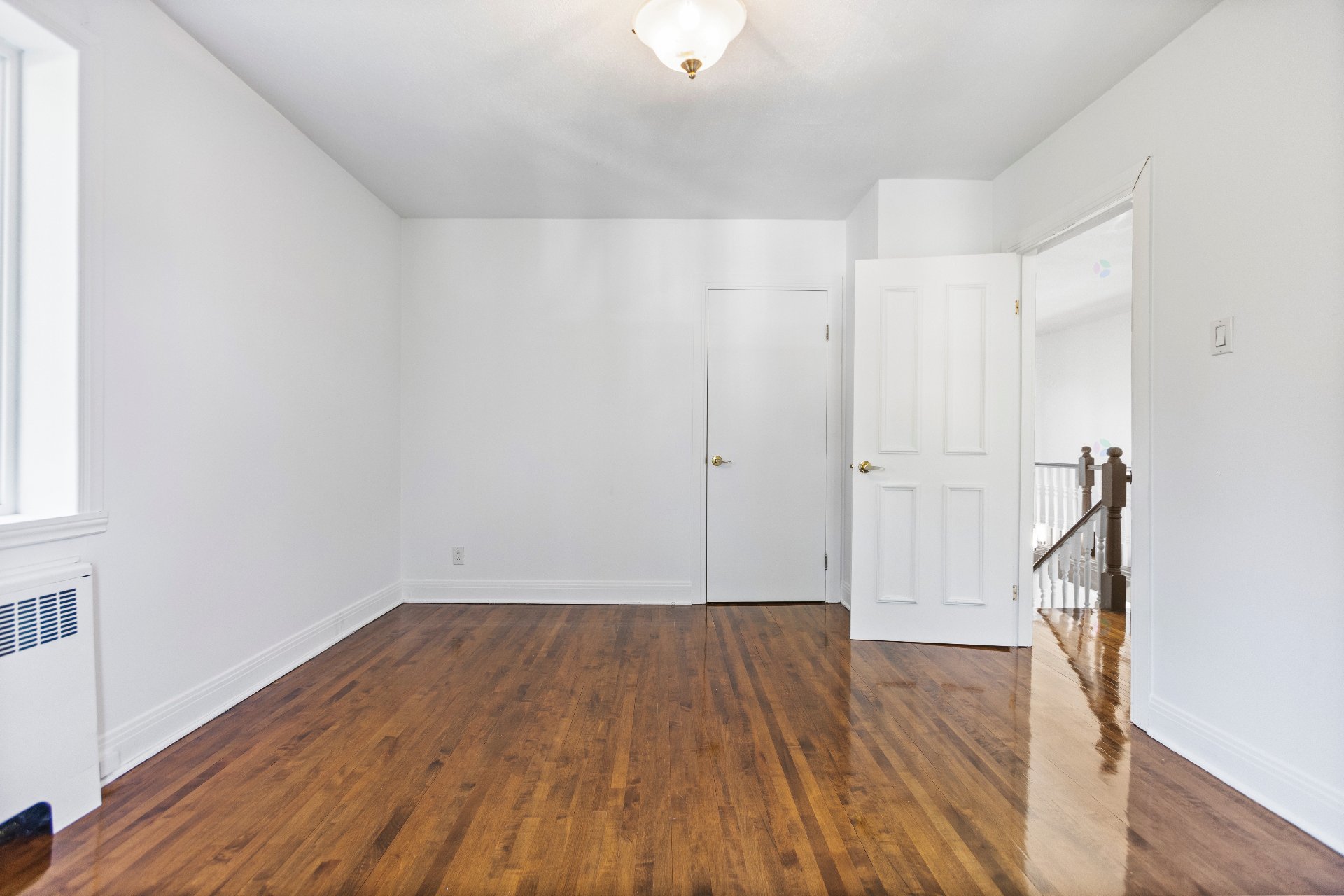 Châteauguay, QC J6J 4J8, Canada, 3 Bedrooms Bedrooms, ,4 BathroomsBathrooms,Residential,Active,201440