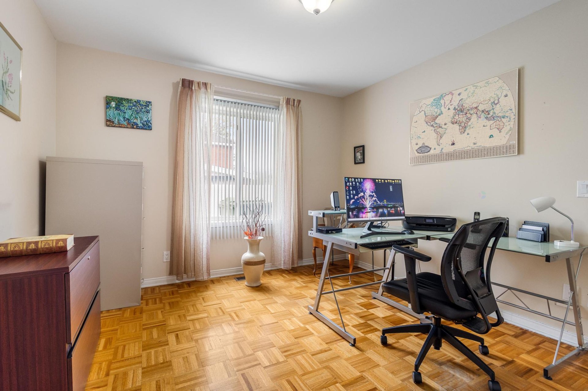 Montréal (Pierrefonds-Roxboro), QC H8Z 2T8, Canada, 4 Bedrooms Bedrooms, ,3 BathroomsBathrooms,Residential,Active,230370