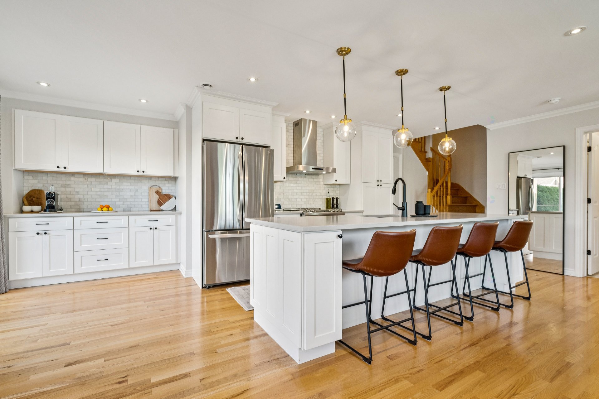 Montréal (Saint-Laurent), QC H4R 3N3, Canada, 3 Bedrooms Bedrooms, ,3 BathroomsBathrooms,Residential,Active,205357