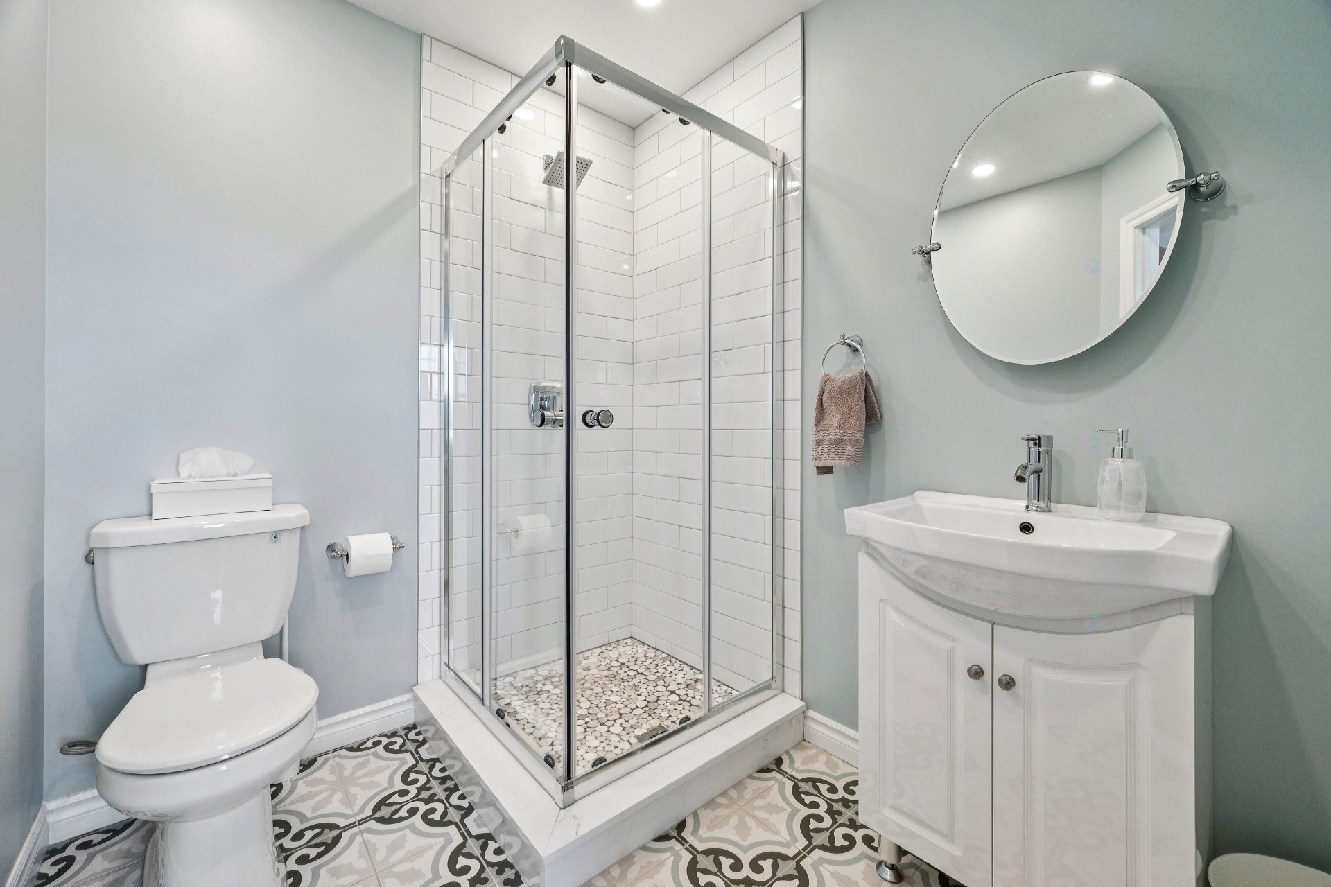 Montréal (Saint-Laurent), QC H4R 3N3, Canada, 3 Bedrooms Bedrooms, ,3 BathroomsBathrooms,Residential,Active,205357