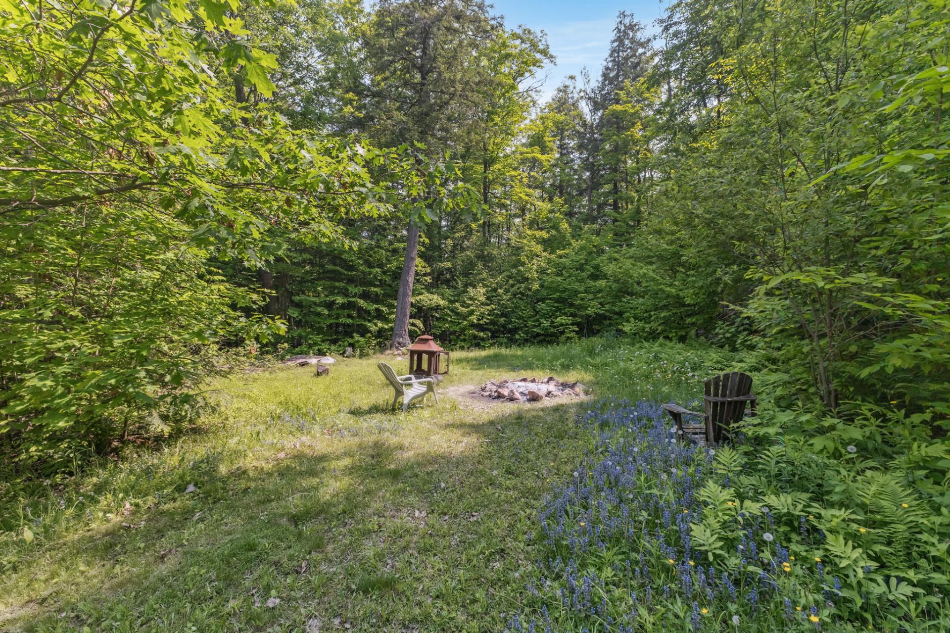 Chelsea, QC J9B 2H5, Canada, 5 Bedrooms Bedrooms, ,4 BathroomsBathrooms,Residential,Active,156632