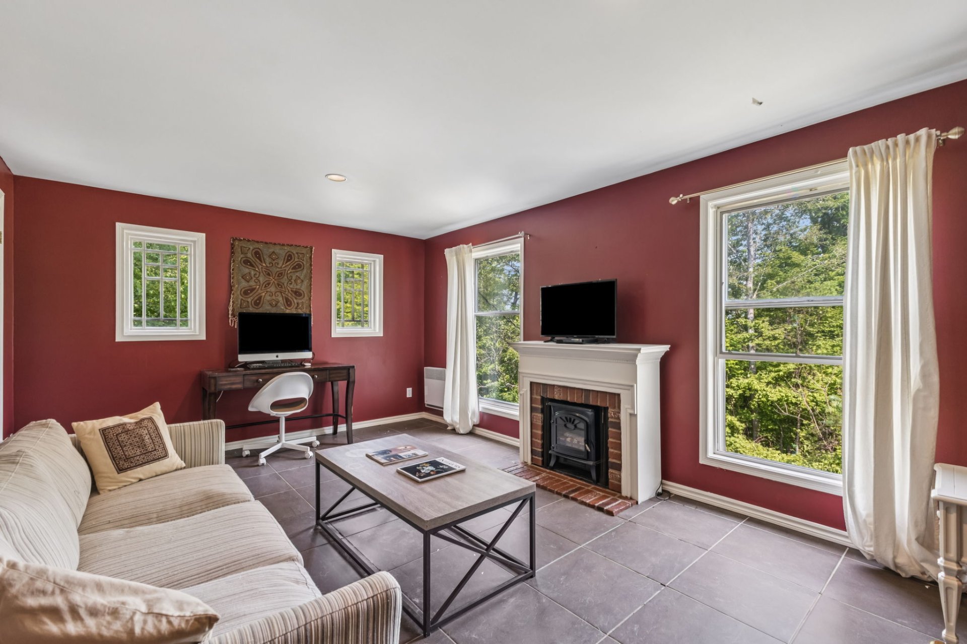 Chelsea, QC J9B 2H5, Canada, 5 Bedrooms Bedrooms, ,4 BathroomsBathrooms,Residential,Active,156632