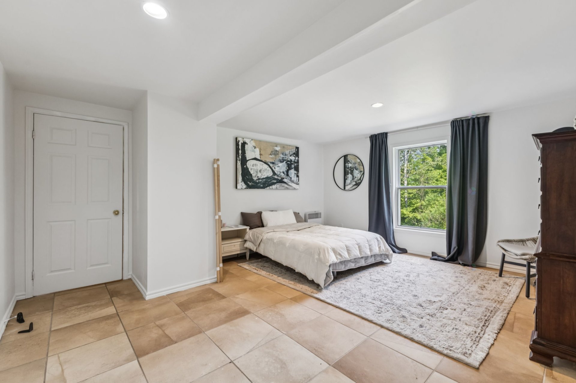 Chelsea, QC J9B 2H5, Canada, 5 Bedrooms Bedrooms, ,4 BathroomsBathrooms,Residential,Active,156632