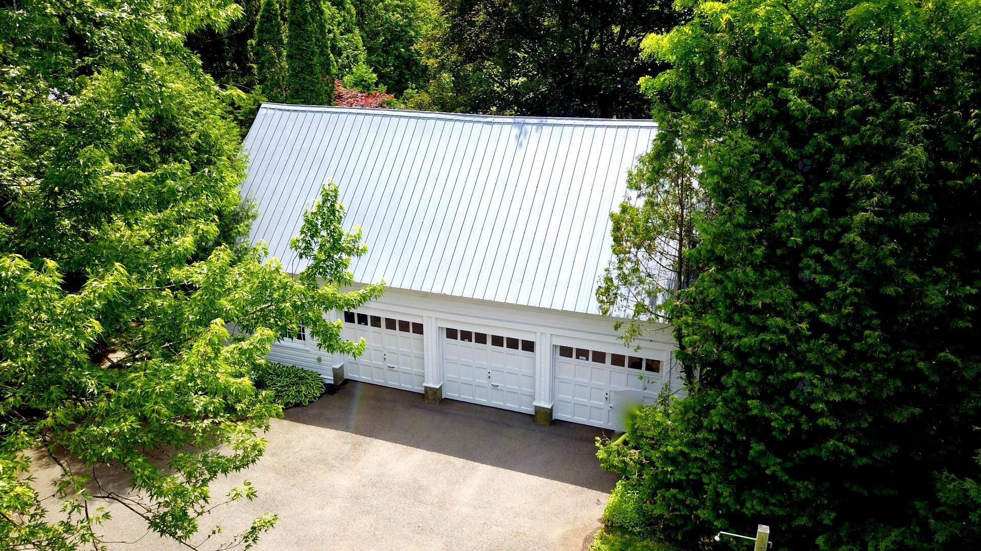 Oka, QC J0N 1E0, Canada, 3 Bedrooms Bedrooms, ,1 BathroomBathrooms,Residential,Active,75012