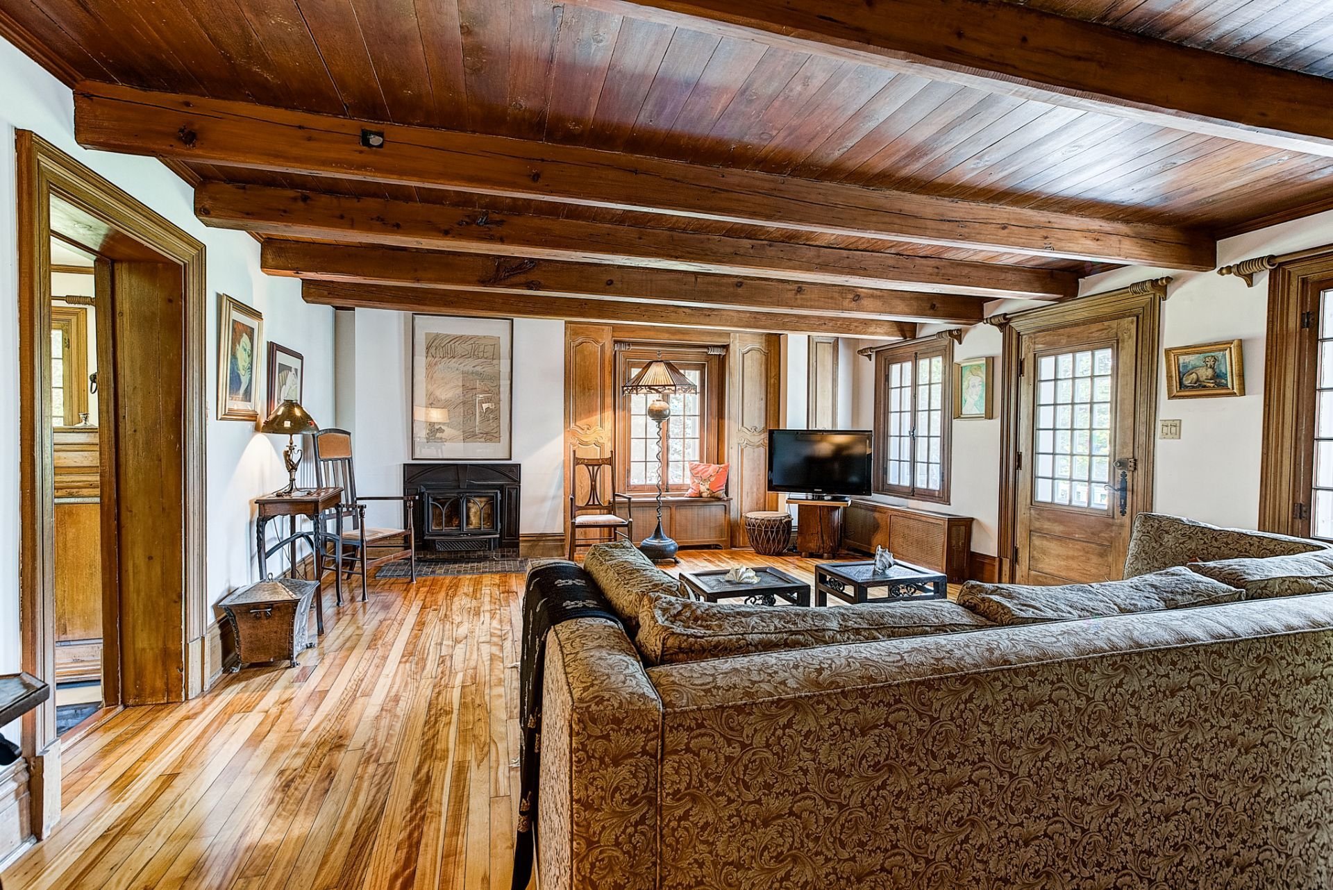 Oka, QC J0N 1E0, Canada, 3 Bedrooms Bedrooms, ,1 BathroomBathrooms,Residential,Active,75012