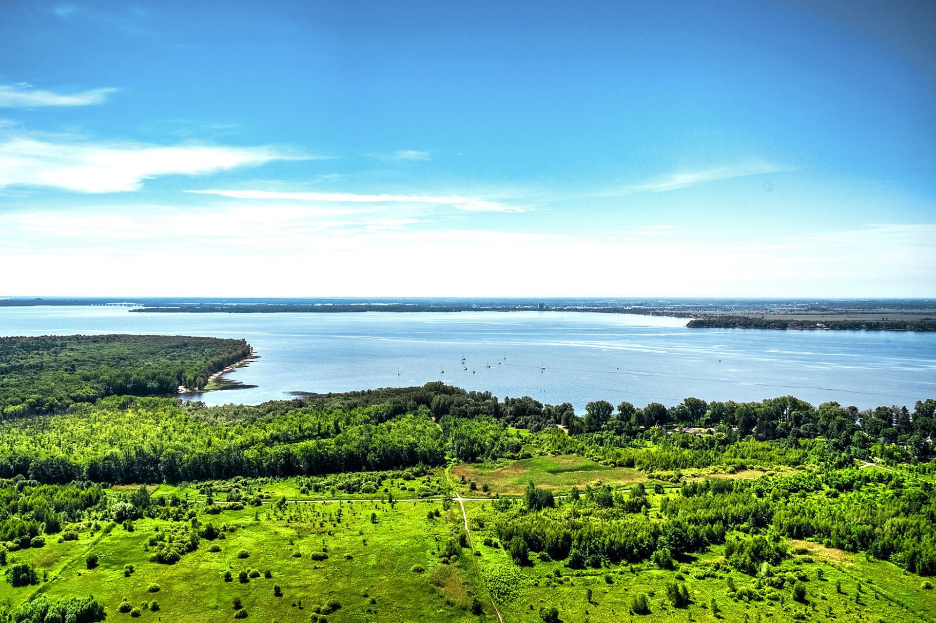 Oka, QC J0N 1E0, Canada, 3 Bedrooms Bedrooms, ,1 BathroomBathrooms,Residential,Active,75012