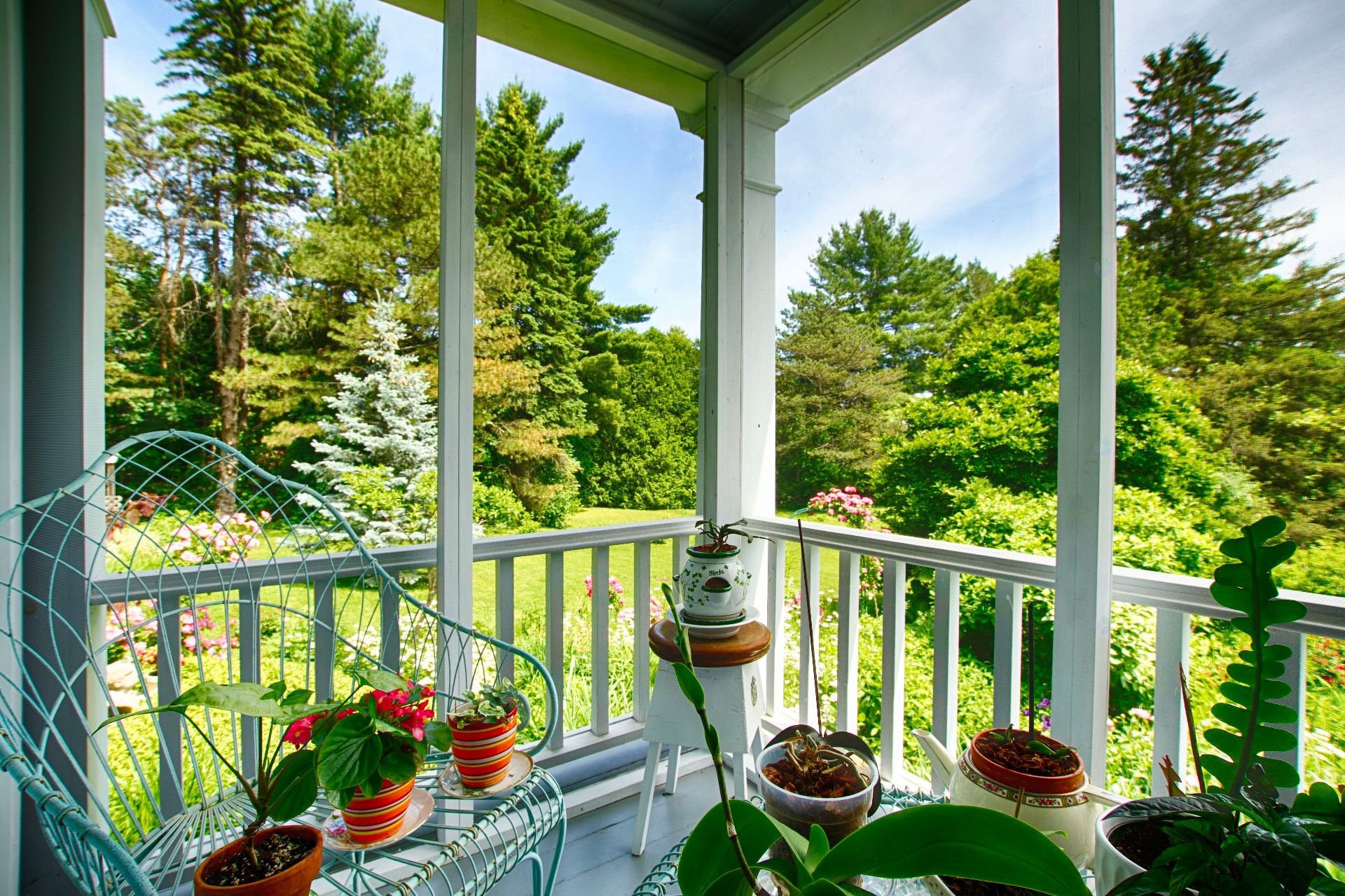 Oka, QC J0N 1E0, Canada, 3 Bedrooms Bedrooms, ,1 BathroomBathrooms,Residential,Active,75012