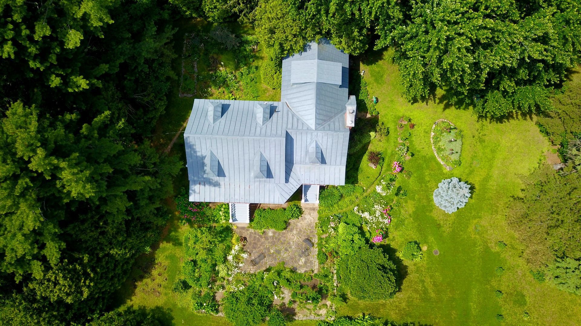 Oka, QC J0N 1E0, Canada, 3 Bedrooms Bedrooms, ,1 BathroomBathrooms,Residential,Active,75012