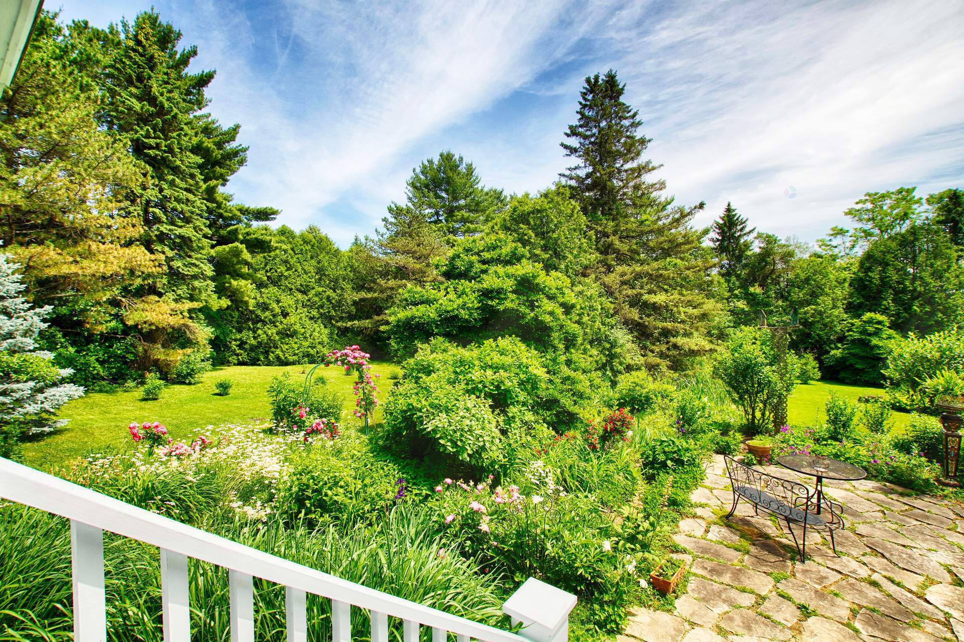 Oka, QC J0N 1E0, Canada, 3 Bedrooms Bedrooms, ,1 BathroomBathrooms,Residential,Active,75012