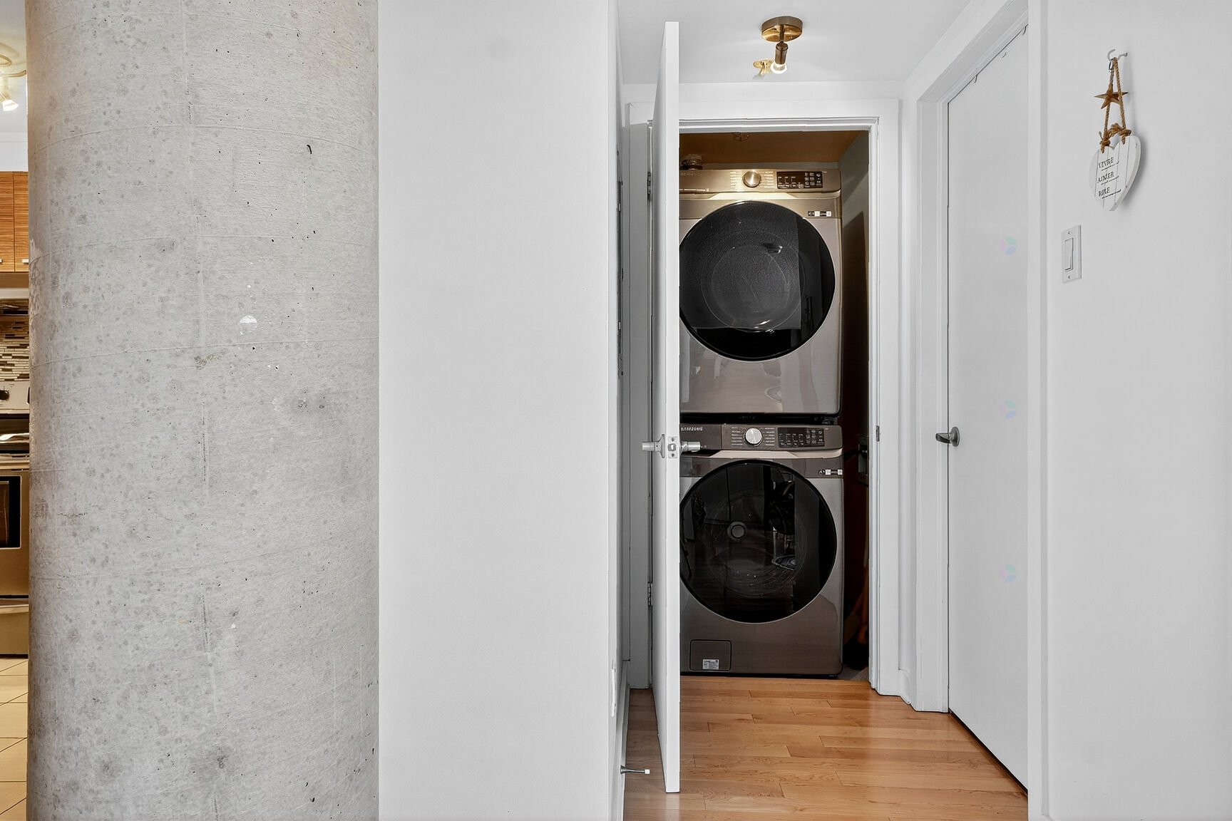 Montréal (Saint-Léonard), QC H1S 0B1, Canada, 1 Bedroom Bedrooms, ,1 BathroomBathrooms,Residential,Active,209861