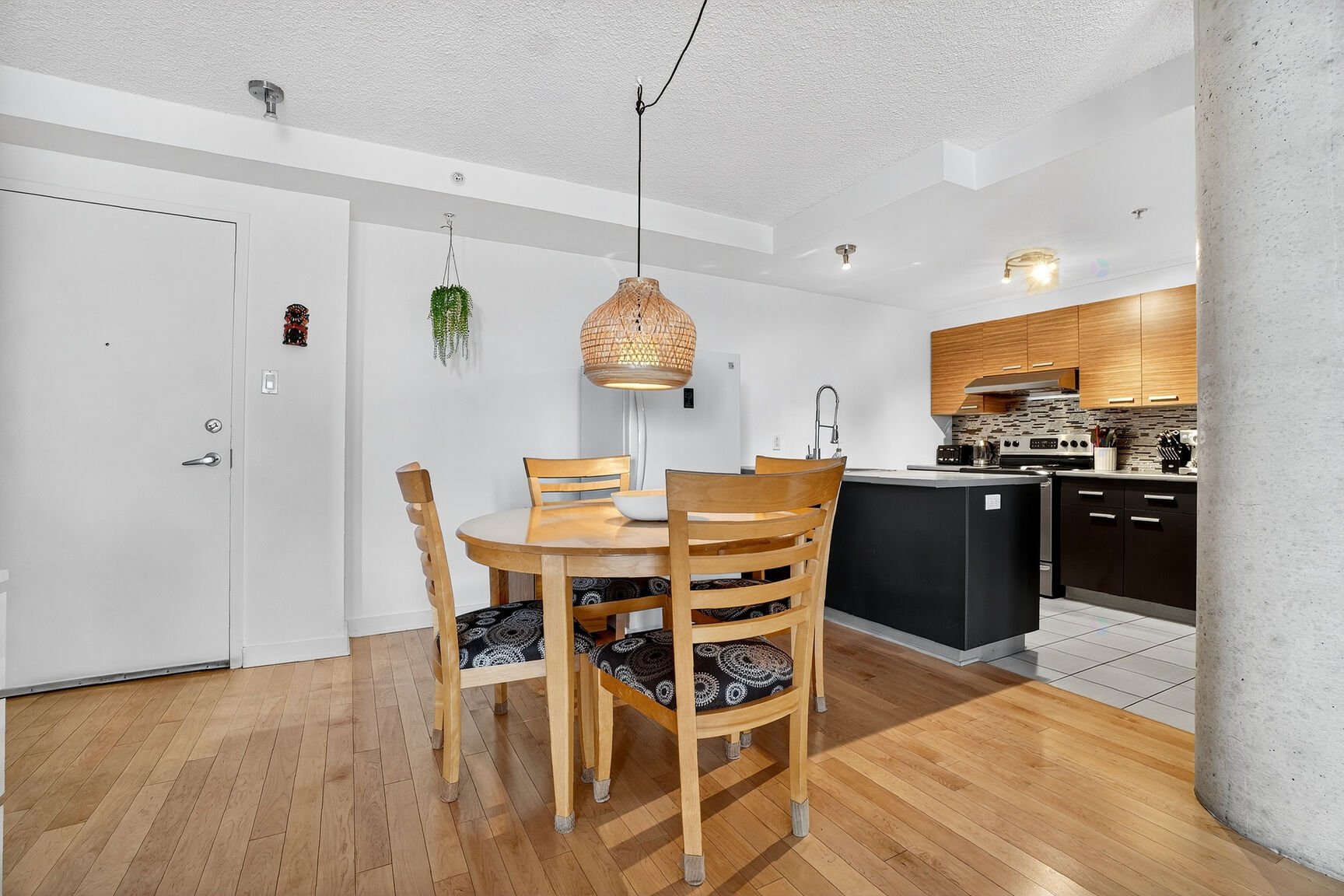 Montréal (Saint-Léonard), QC H1S 0B1, Canada, 1 Bedroom Bedrooms, ,1 BathroomBathrooms,Residential,Active,209861