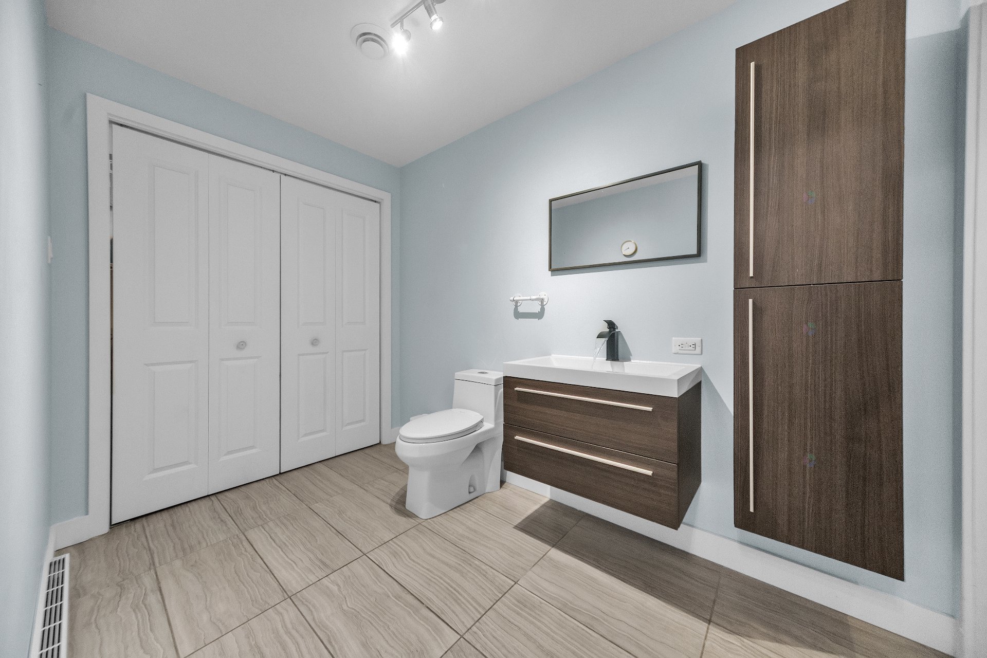 Saint-Mathias-Sur-Richelieu, QC J3L 0H4, Canada, 3 Bedrooms Bedrooms, ,2 BathroomsBathrooms,Residential,Active,256567