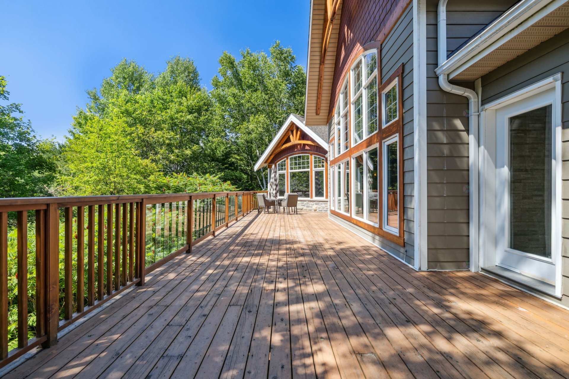 Chelsea, QC J9B 2M2, Canada, 5 Bedrooms Bedrooms, ,4 BathroomsBathrooms,Residential,Active,205494