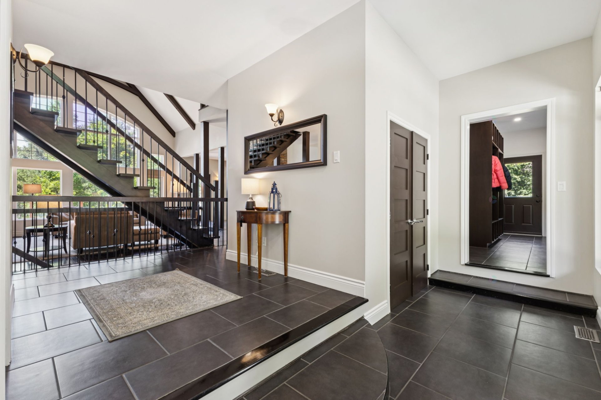 Chelsea, QC J9B 2M2, Canada, 5 Bedrooms Bedrooms, ,4 BathroomsBathrooms,Residential,Active,205494