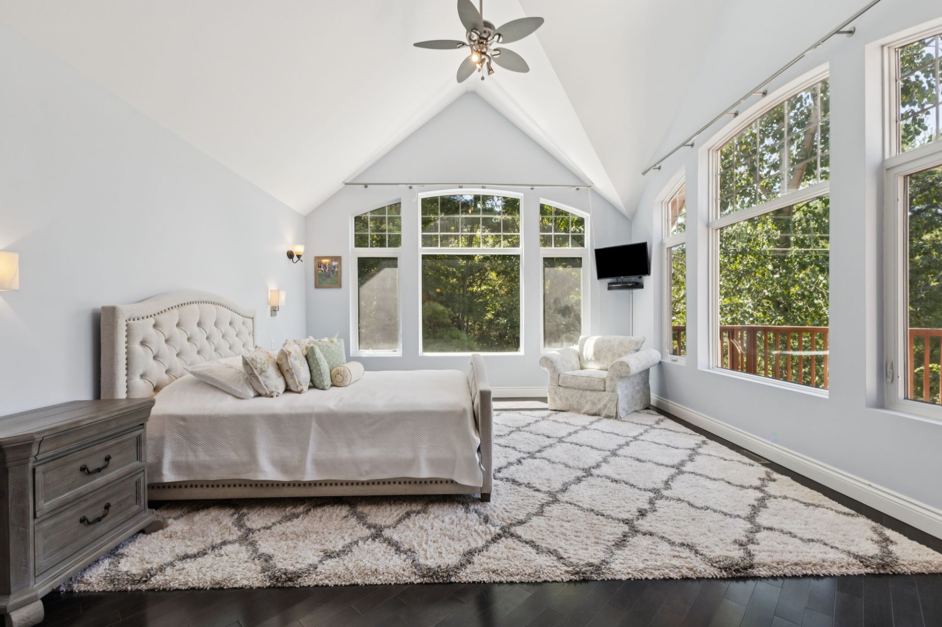 Chelsea, QC J9B 2M2, Canada, 5 Bedrooms Bedrooms, ,4 BathroomsBathrooms,Residential,Active,205494