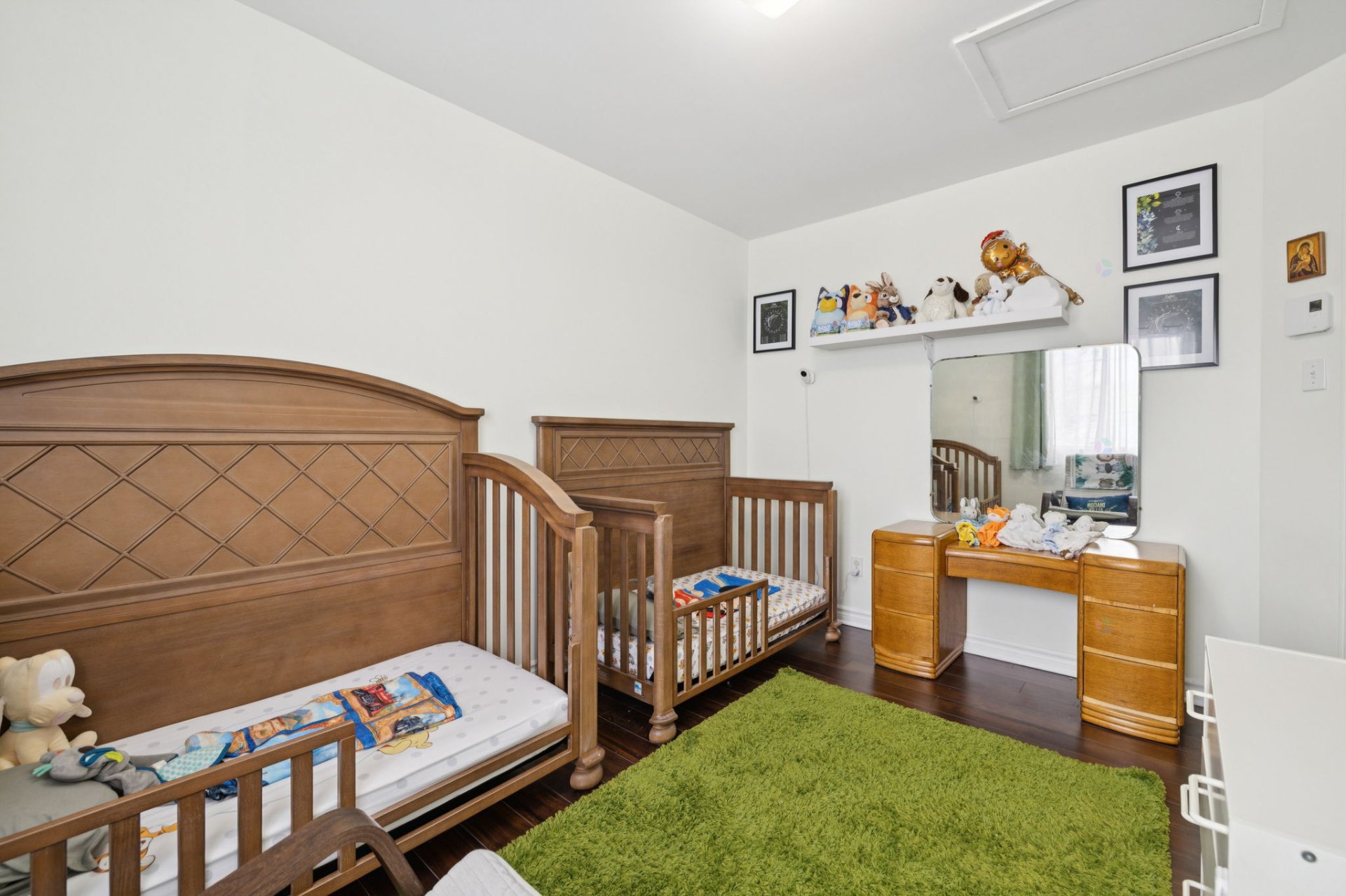 Laval (Sainte-Dorothée), QC H7Y 2C6, Canada, 3 Bedrooms Bedrooms, ,2 BathroomsBathrooms,Residential,Active,244933