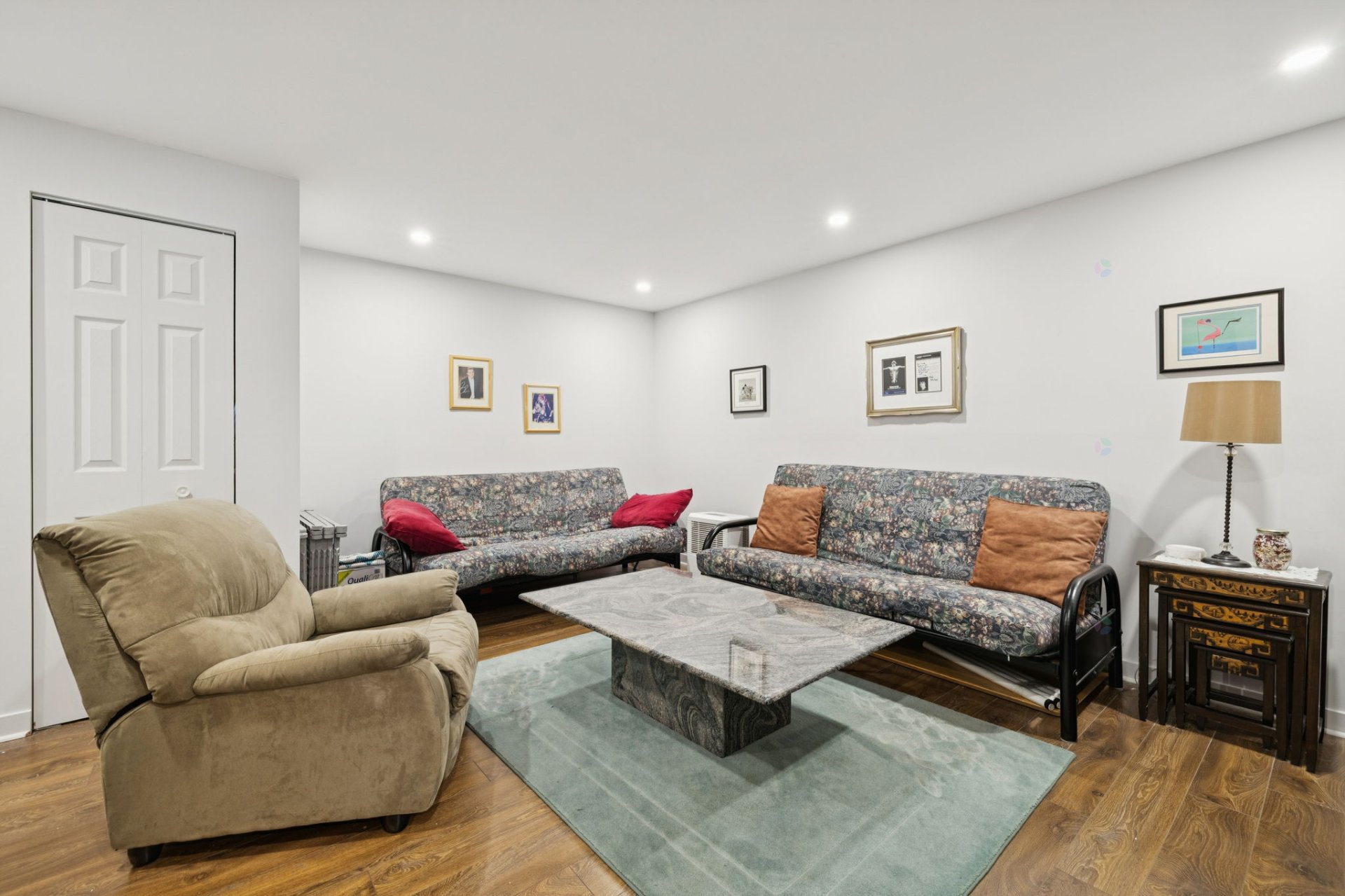 Laval (Sainte-Dorothée), QC H7Y 2C6, Canada, 3 Bedrooms Bedrooms, ,2 BathroomsBathrooms,Residential,Active,244933