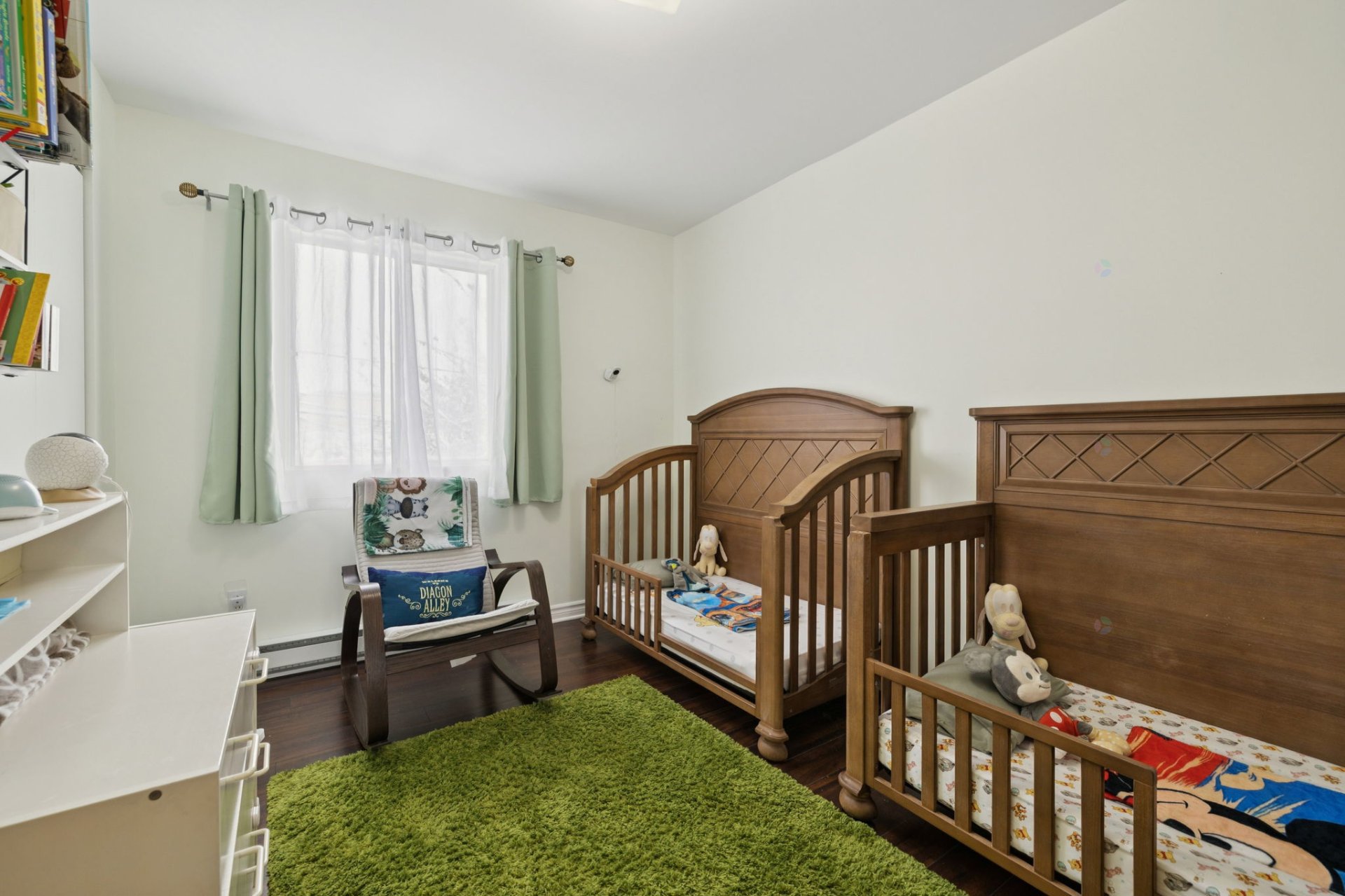 Laval (Sainte-Dorothée), QC H7Y 2C6, Canada, 3 Bedrooms Bedrooms, ,2 BathroomsBathrooms,Residential,Active,244933